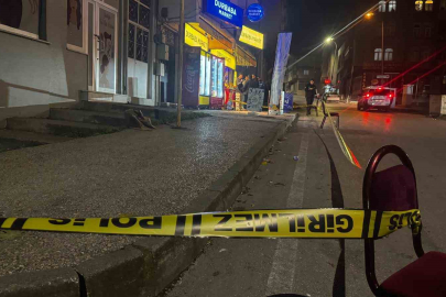 Araçtan silahla ateş açıldı, 1 kişi yaralandı