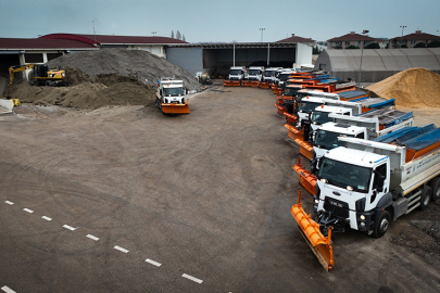 Büyükşehir'de kar alarmı; 17 ilçede tedbirler alındı