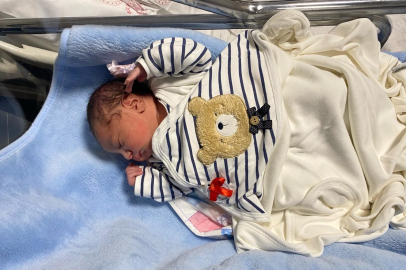 Bursa'da yeni yılın ilk bebeği Alparslan oldu