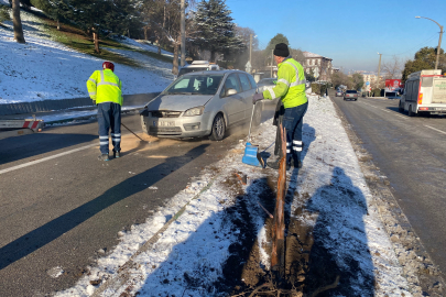 Buzlanma kazaya neden oldu; 4 yaralı
