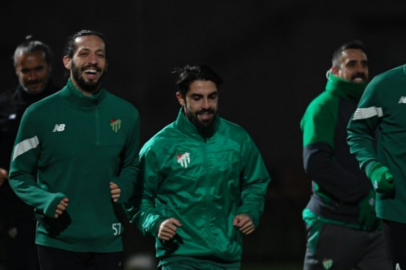 Bursaspor'un Antalya kampı başladı