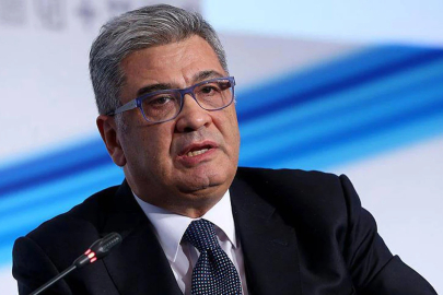 Erdoğan'ın danışmanı çark etti; Maduro'ya destek tweetini sildi!