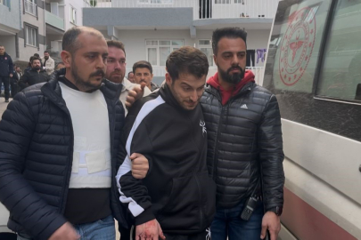 Gözaltına alınmamak için kendini balkona kilitledi