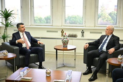 Oktay Yılmaz’dan Bozbey'e saldırıya tepki