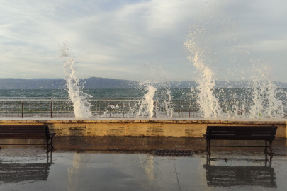 Bursa için kuvvetli rüzgâr ve fırtına uyarısı