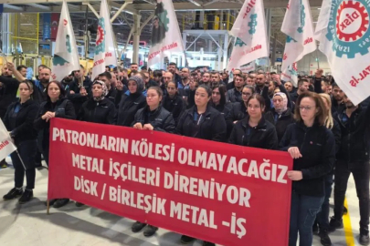 Metal işçileri 43 fabrikada iş bıraktı