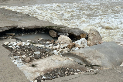 Mesire alanındaki hasarlı köprü tehlike saçıyor