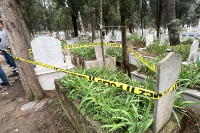 Bebeği mezarlığa izinsiz defnettiler