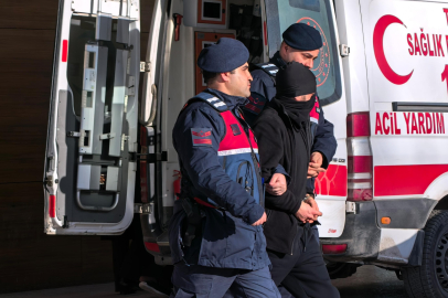 Tekel bayiine tüfekli saldıran firari cezaevine gönderildi