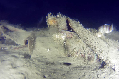 50 yıl önce Marmara Denizi'ne düşen 'Bursa' uçağının yeni parçaları bulundu