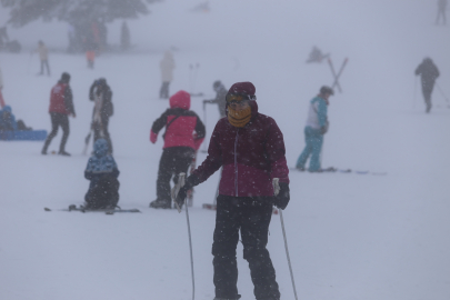 Uludağ tatilin son günlerini yoğun geçiriyor