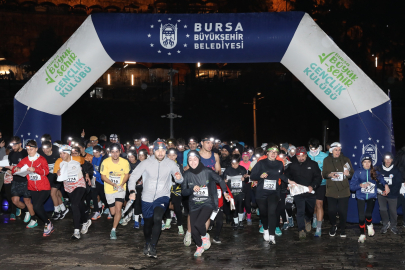 Tarihi çarşıda gece oryantiring heyecanı