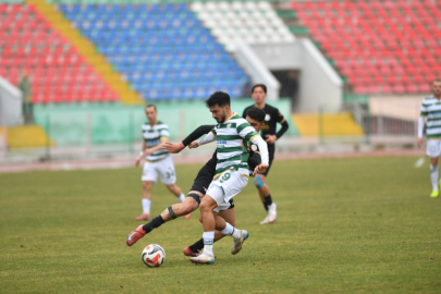 Bursaspor, Isparta 32 Spor ile deplasmanda 1-1 berabere kaldı