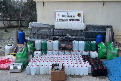 Bursa'da yer altına gizlenmiş kaçak alkol fabrikası bulundu