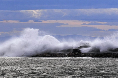 Bursa Valiliğinden Marmara Denizi için fırtına uyarısı