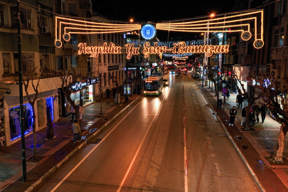Bursa, ışıklarla Ramazan havasına büründü