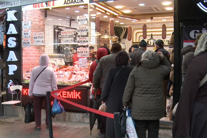 Bursa’da Ramazan öncesi çarşı ve pazarda yoğunluk