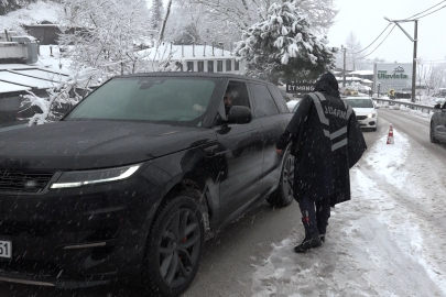 Uludağ'a çıkanlara jandarma izin vermedi