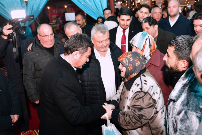 Erkan Aydın Ramazan Sokağı’nda vatandaşlarla buluştu