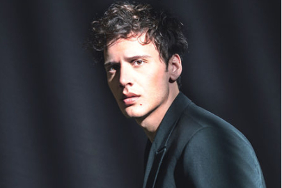 Şarkıcı Edis Görgülü adli kontrol şartıyla serbest bırakıldı