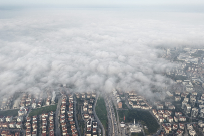 Sis Bursa'nın yarısını yuttu