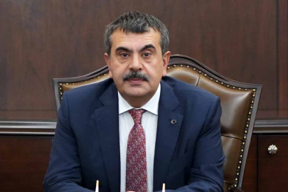 Yusuf Tekin: Okullara 24 saat "polis devriyesi" geliyor