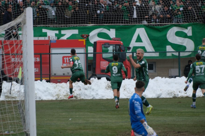 Bursaspor Muş deplasmanından 1-0 galibiyetle döndü
