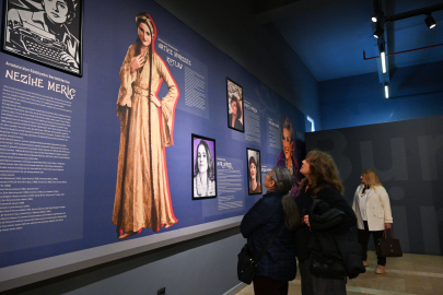 ‘Çınarlı Kentin Kadınları'nın dünyasına yolculuk