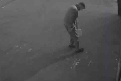 Pizza zincirine ait şubeler eski çalışan tarafından kundaklandı