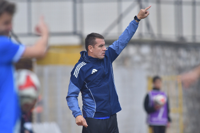 İnegölspor'da teknik direktörle yollar ayrıldı