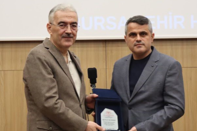 Bursa Şehir Hastanesi doktorunun rekoru; 1 yılda 3 bin 766 ameliyat yaptı