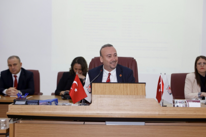 Uşak Belediyesi'ne operasyon: Başkanı Özkan Yalım ve 10 kişi gözaltına alındı