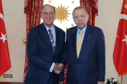 Dolmabahçe'de dikkat çeken görüşme