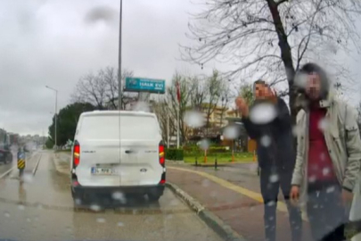 Nilüfer'de yol verme kavgası: 3 kişi sürücüye saldırdı