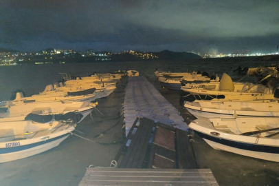 Lodos ve dalgaların vurduğu Gemlik'ten acil liman çağrısı