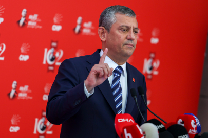 Özgür Özel'den Bozbey'e operasyon açıklaması: 'Sandık tehlikededir'