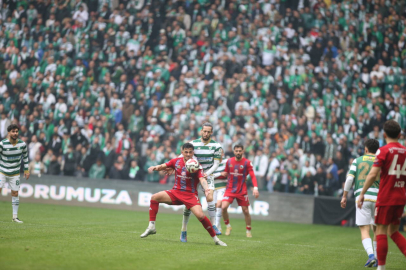 Bursaspor’a bir oyuncudan kötü haber