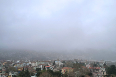 Bursa'da şehrin üzerine sis çöktü