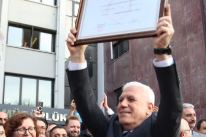 Bozbey’den Bursalılara mesaj: “İradenize ipotek koyamazlar”