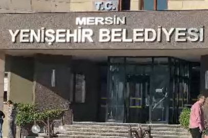 İki CHP'li belediyeye operasyon