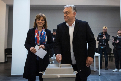 Macaristan'da tarihi seçim: Muhalefet lideri kazandı!