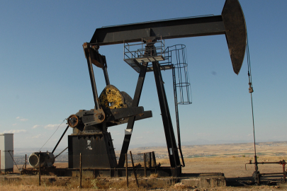 Brent petrol 100 doların altına geriledi