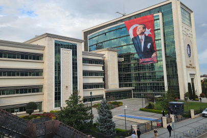 Bursa Büyükşehir'de kadro değişimi devam ediyor