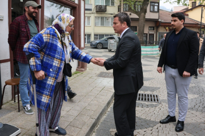 Başkan Aydın’ın cuma durağı Muradiye Mahallesi