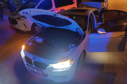 Bursa'da gece yarısı hesaplaşma; Aracın önünü kesip ateş açtı