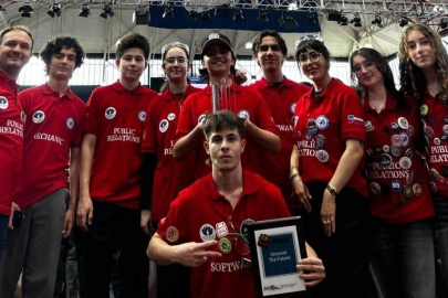 Bursa'dan New York'a uzanan başarı: FRC'de büyük gurur