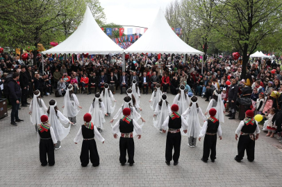 23 Nisan Bursa'da coşkuyla kutlandı