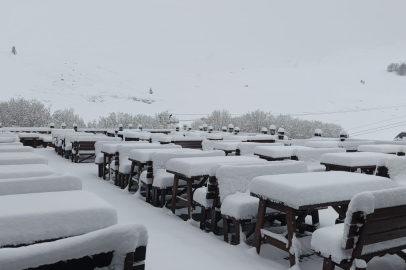 Kış Uludağ'a geri döndü