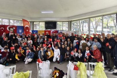 Miniklerden yürek ısıtan 23 Nisan kutlaması