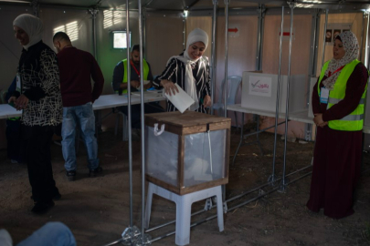 Filistinliler yerel seçim için sandık başında